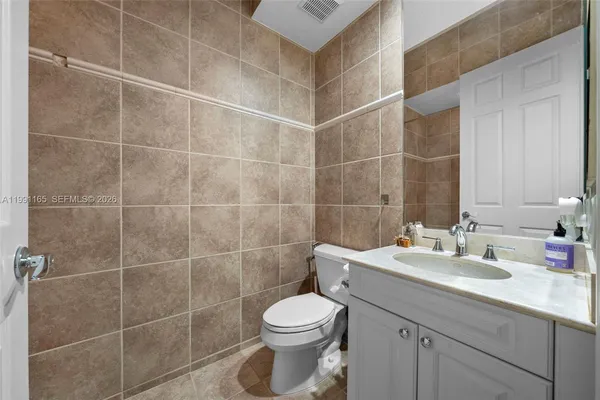 $6,900 | 896 Spinnaker Drive, Unit 896, Hollywood, FL 33019