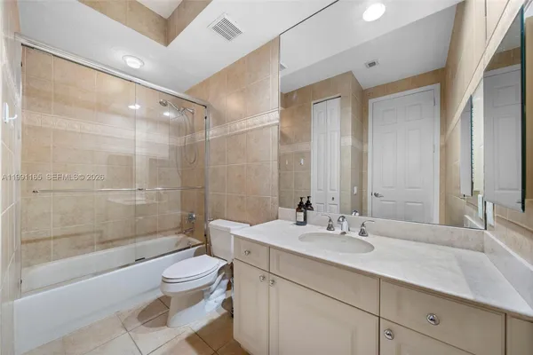 $6,900 | 896 Spinnaker Drive, Unit 896, Hollywood, FL 33019