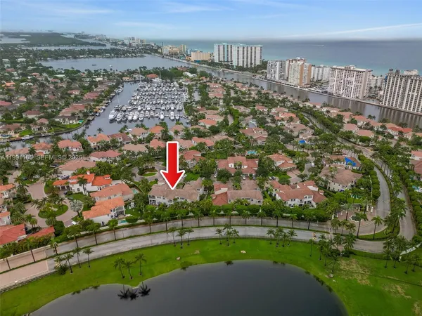 $6,900 | 896 Spinnaker Drive, Unit 896, Hollywood, FL 33019