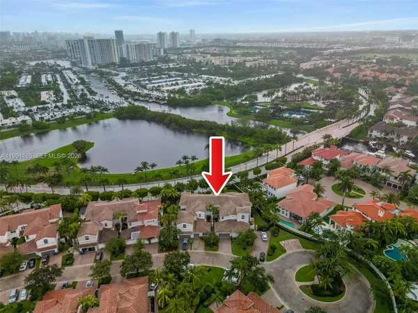 $6,900 | 896 Spinnaker Drive, Unit 896, Hollywood, FL 33019