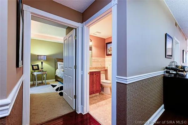 $450,000 | 1 Riverpointe Plaza, Unit 905, Jeffersonville, IN 47130