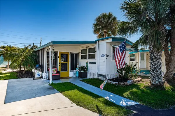 $59,500 | 8678 44th Avenue North, Unit 62, St. Petersburg, FL 33709