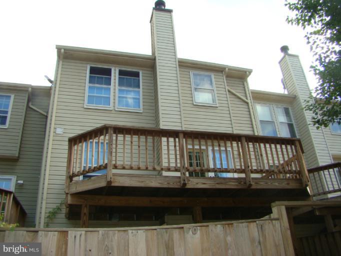 Exterior (Rear)