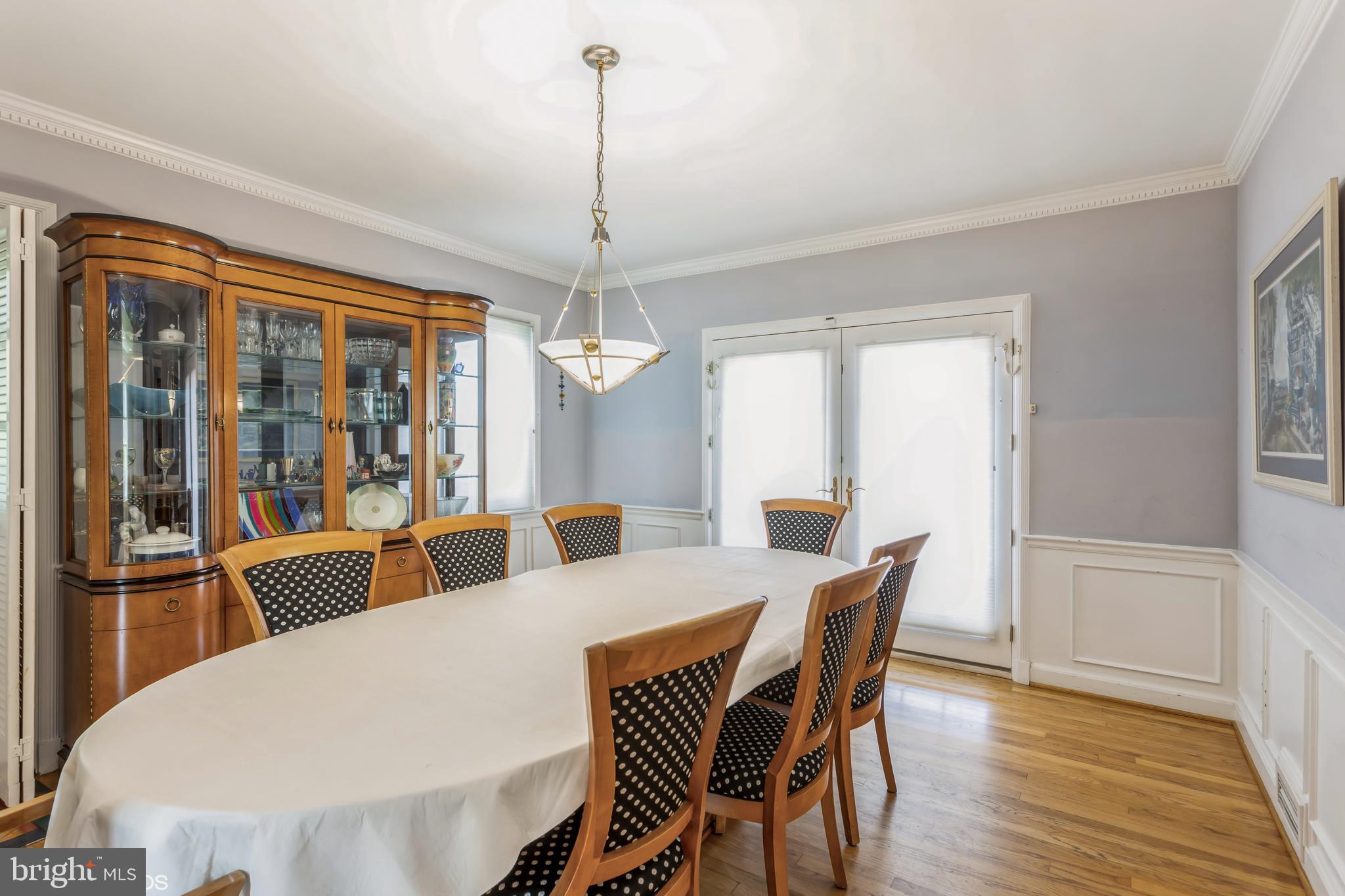 3216 Fallstaff Road Baltimore, MD 21209 - Photo 11 of 59