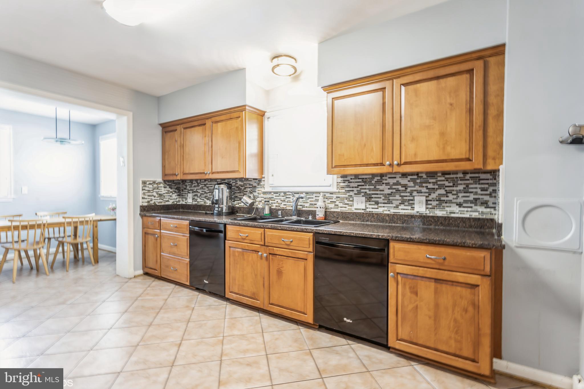 3216 Fallstaff Road Baltimore, MD 21209 - Photo 15 of 59
