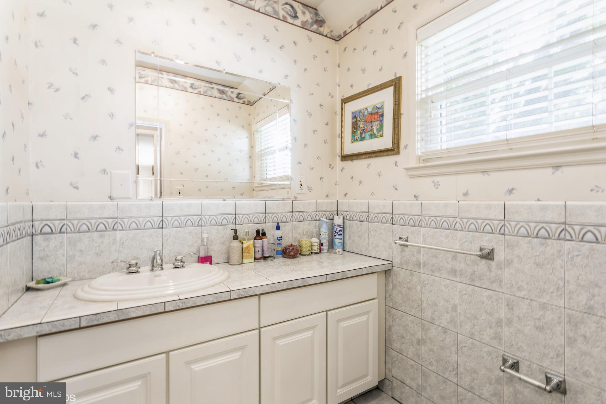 3216 Fallstaff Road Baltimore, MD 21209 - Photo 22 of 59