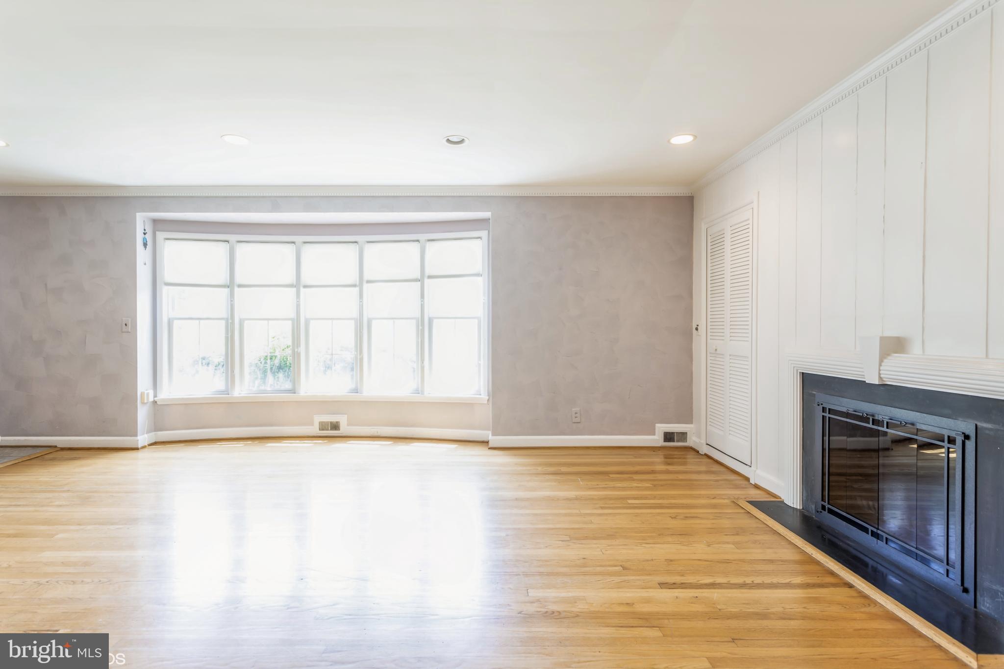 3216 Fallstaff Road Baltimore, MD 21209 - Photo 8 of 59
