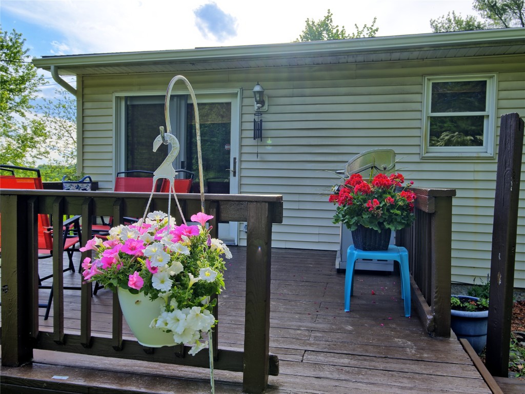 228 Port Road Binghamton, NY 13901 - Photo 6 of 36 Gallery Image 6