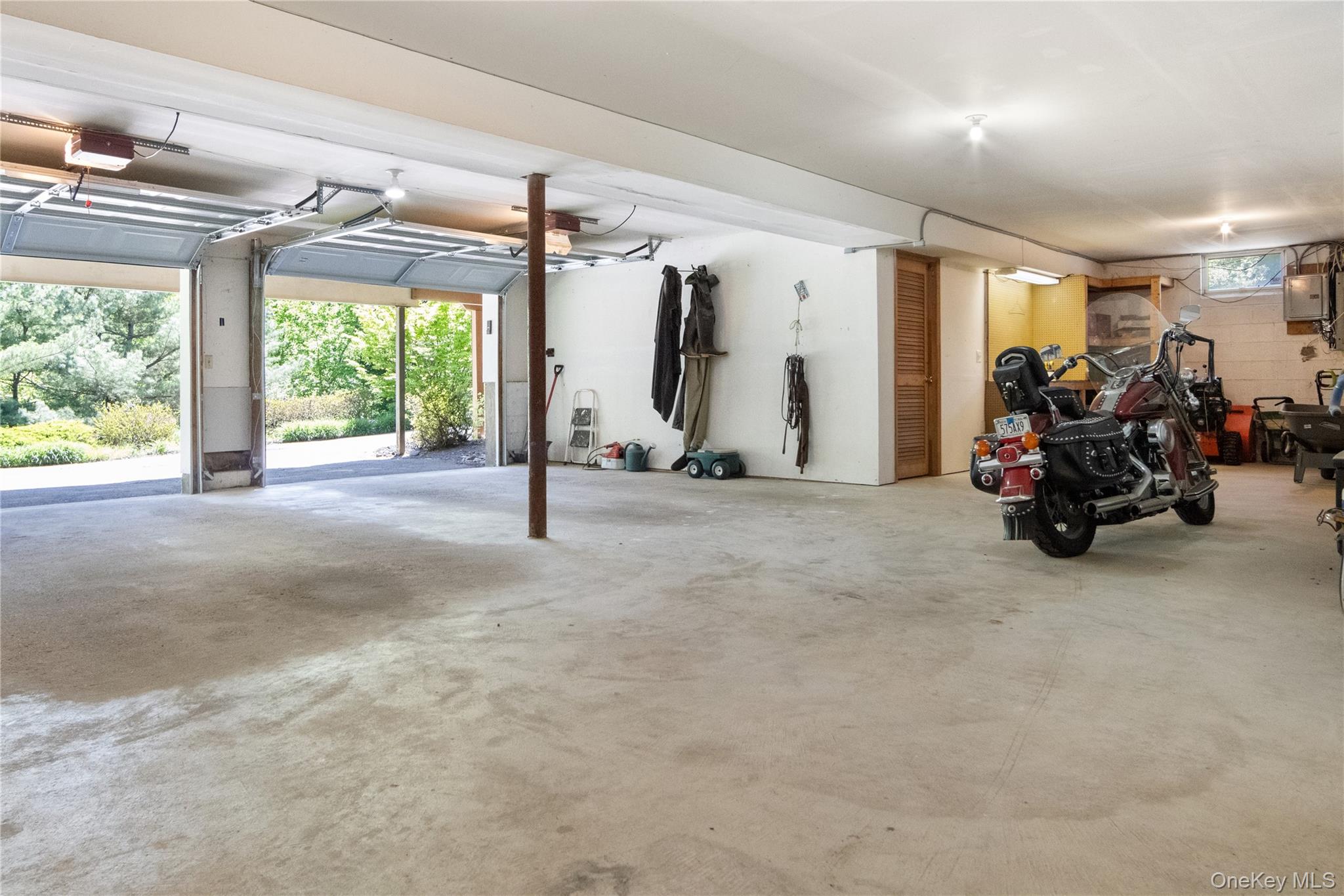 214 West Mombasha Road Monroe, NY 10950 - Photo 36 of 43 a view of a room with gym equipment