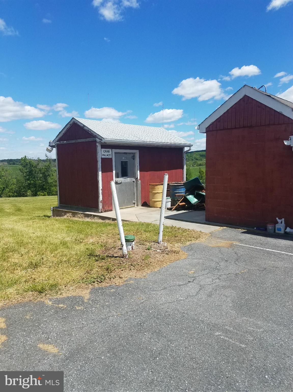 9800 Liberty Road Frederick, MD 21701 - Photo 11 of 14 Exterior (General)