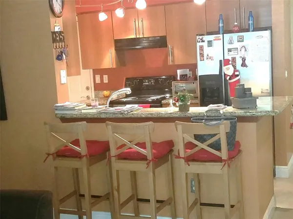 $2,500 | 5880 West Sample Road, Unit 105, Coral Springs, FL 33067