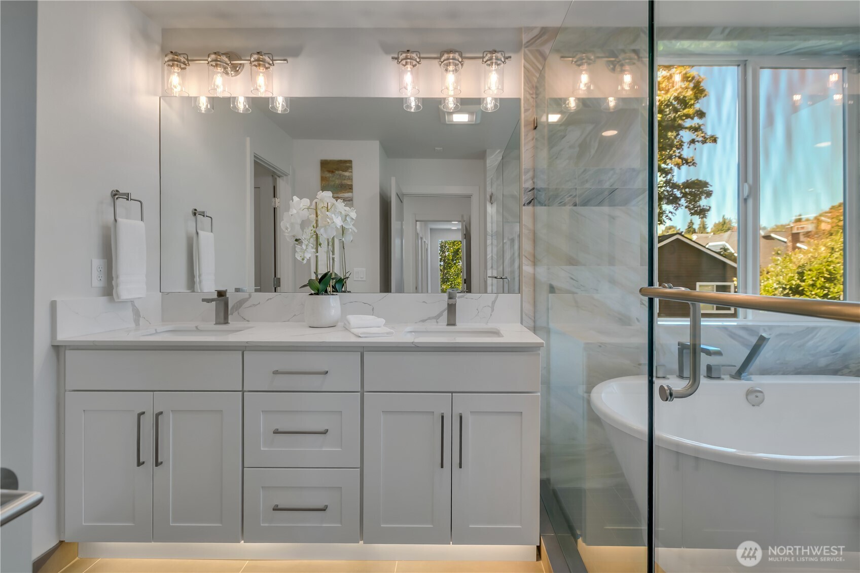 4019 4th Avenue Northeast, Unit B Seattle, WA 98105 - Photo 27 of 40