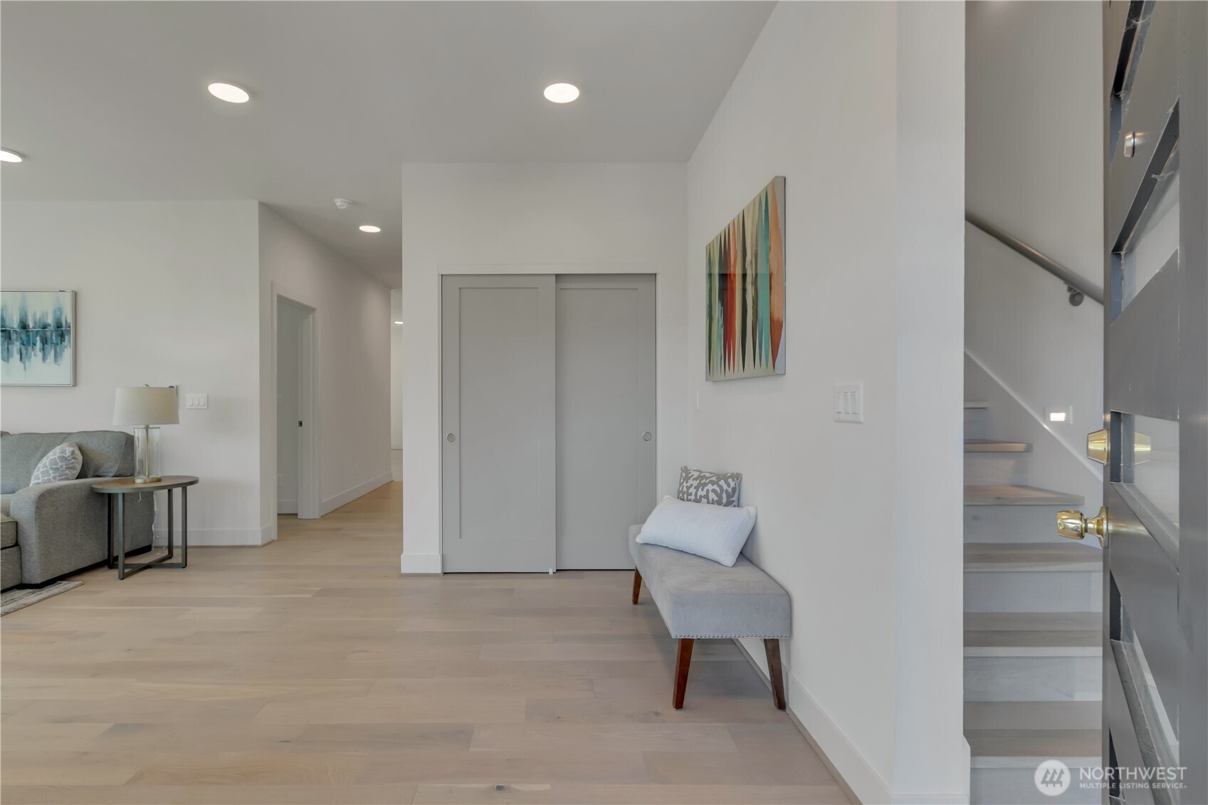 4019 4th Avenue Northeast, Unit B Seattle, WA 98105 - Photo 3 of 40