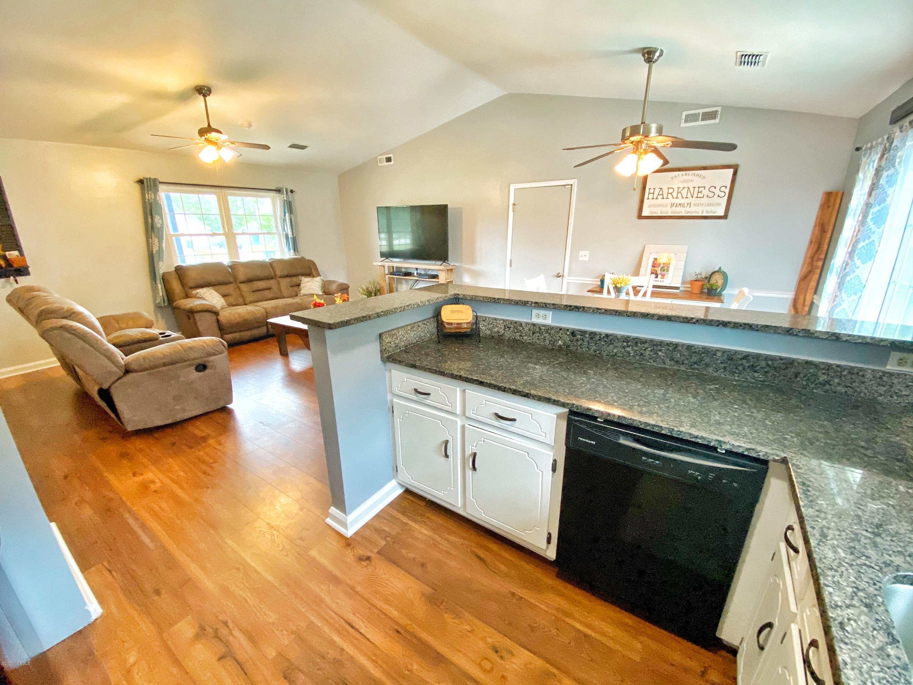 499 Sand Ridge Road Hubert, NC 28539 - Photo 29 of 42 Kitchen2