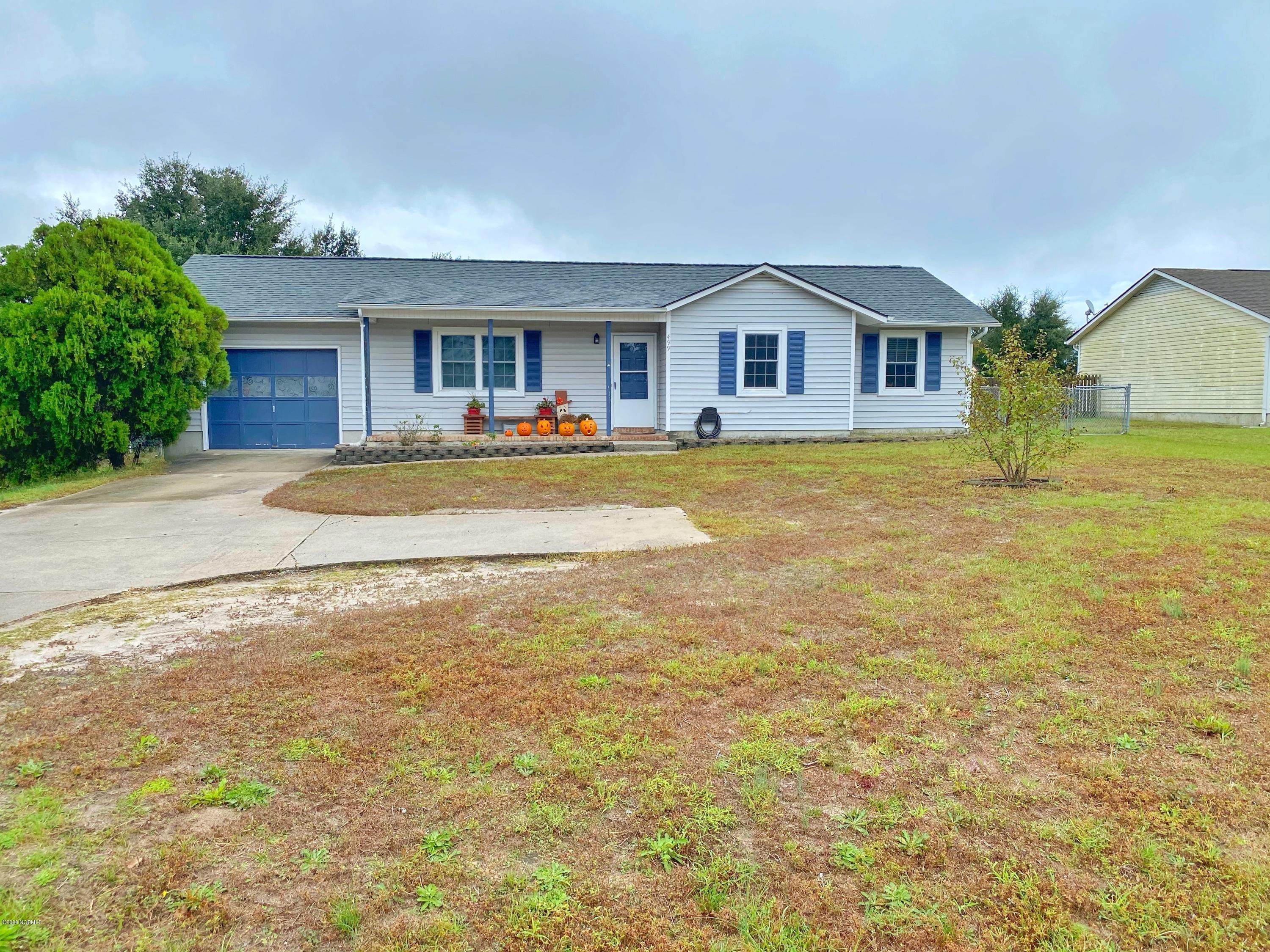 499 Sand Ridge Road Hubert, NC 28539 - Photo 4 of 42 Front (3)
