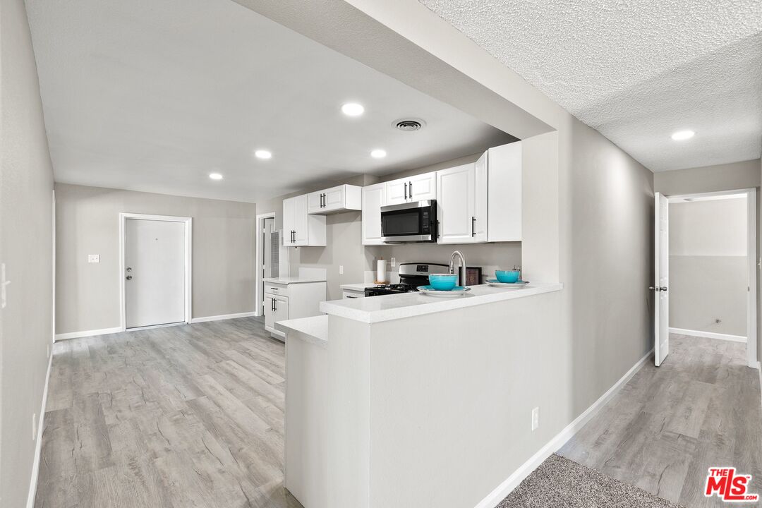301 West Reeves Avenue Ridgecrest, CA 93555 - Photo 5 of 31 Gallery Image 5