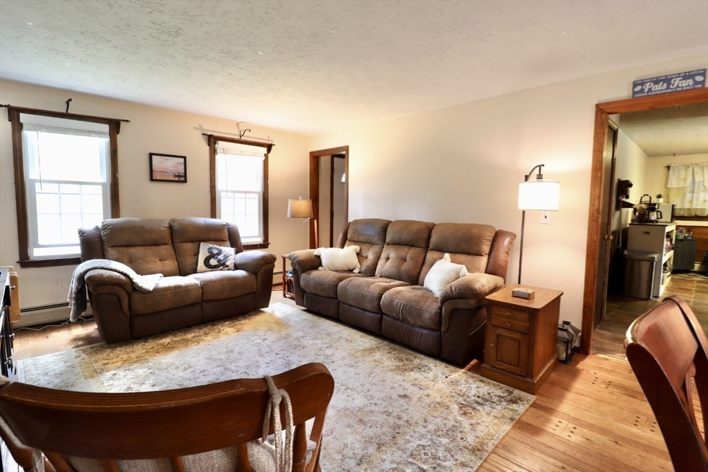 122 Flavell Road Groton, MA 01450 - Photo 10 of 32 Gallery Image 10