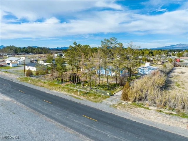 $300,000 | 3230 East Kellogg Road, Pahrump, NV 89061