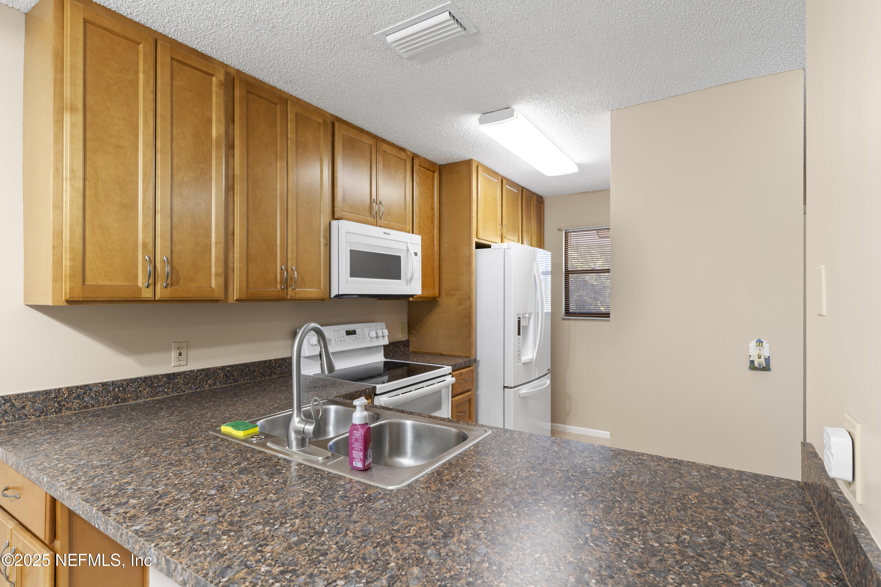 700 West Pope Road, Unit E38 St. Augustine, FL 32080 - Photo 6 of 28 DSC00245