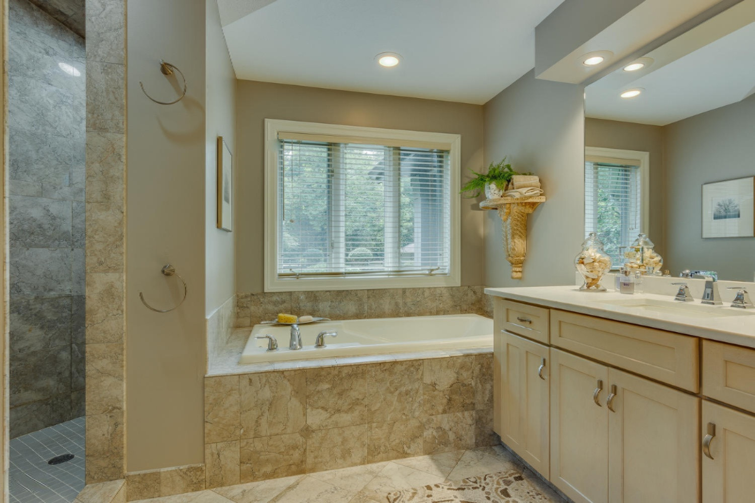 3065 Copp Road Niles, MI 49120 - Photo 33 of 60 Master Bathroom