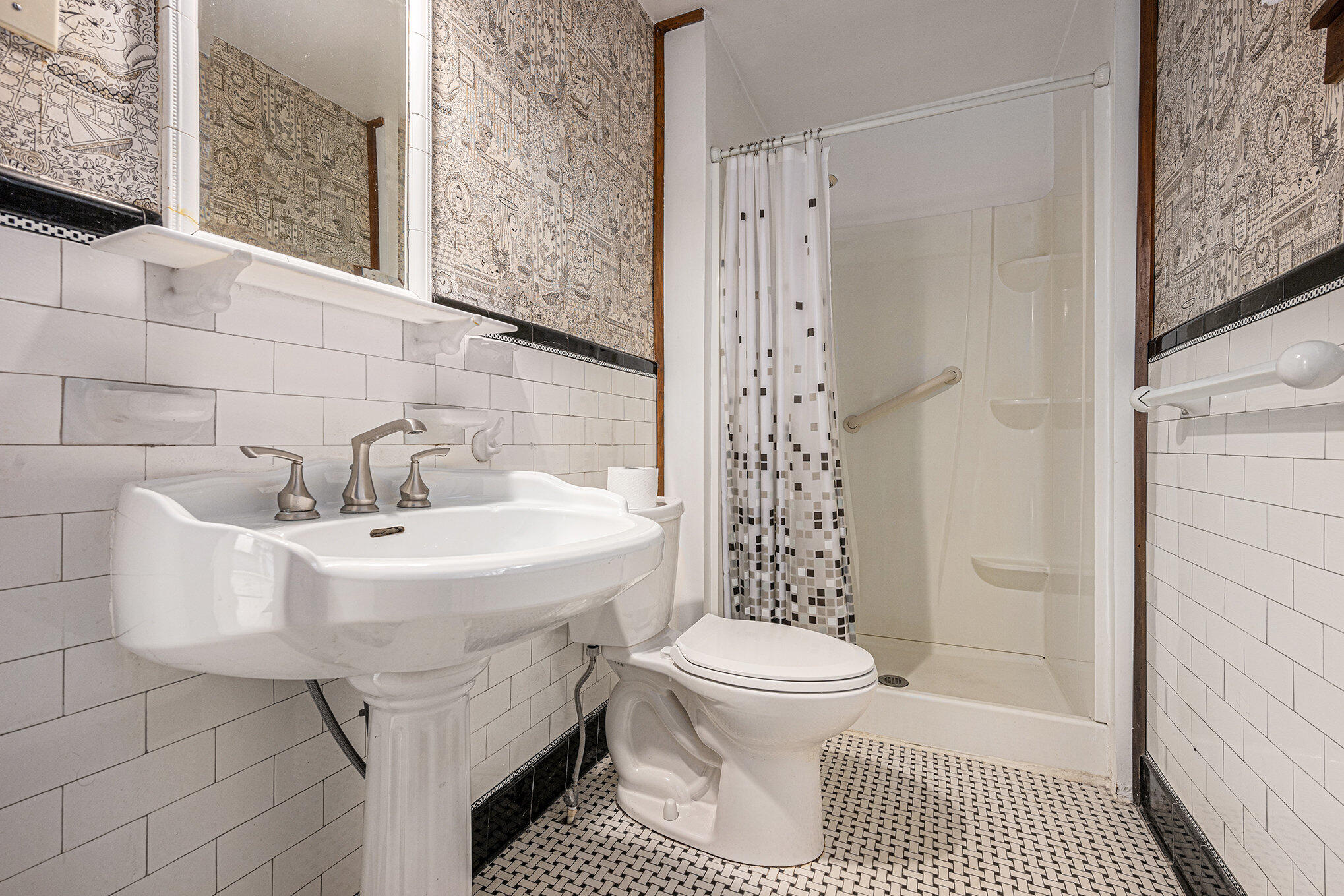 380 Centreville Road Constantine, MI 49042 - Photo 13 of 36 014_file_653