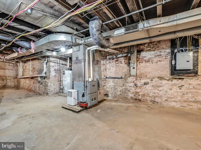 $369,900 | 53 South Marshall Street, Lancaster, PA 17602