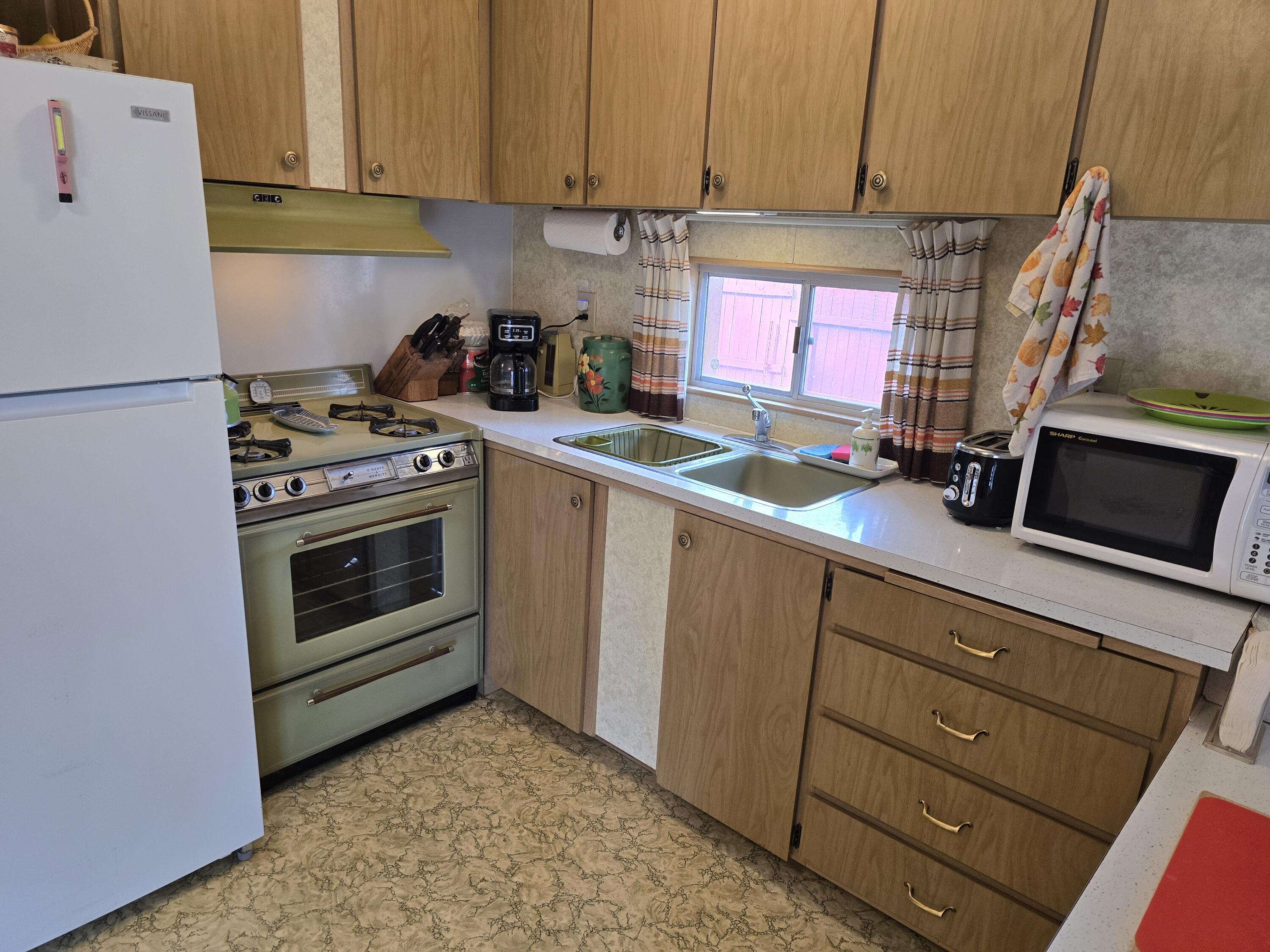 128 Thompson Road Payson, AZ 85541 - Photo 8 of 20 20260329_153949