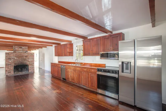 $2,800 | 201 Ann Street, Beaufort, NC 28516