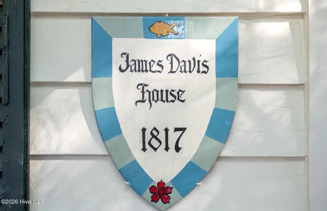 $2,800 | 201 Ann Street, Beaufort, NC 28516