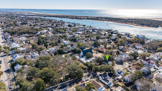 $2,800 | 201 Ann Street, Beaufort, NC 28516