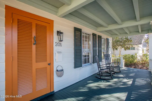 $2,800 | 201 Ann Street, Beaufort, NC 28516
