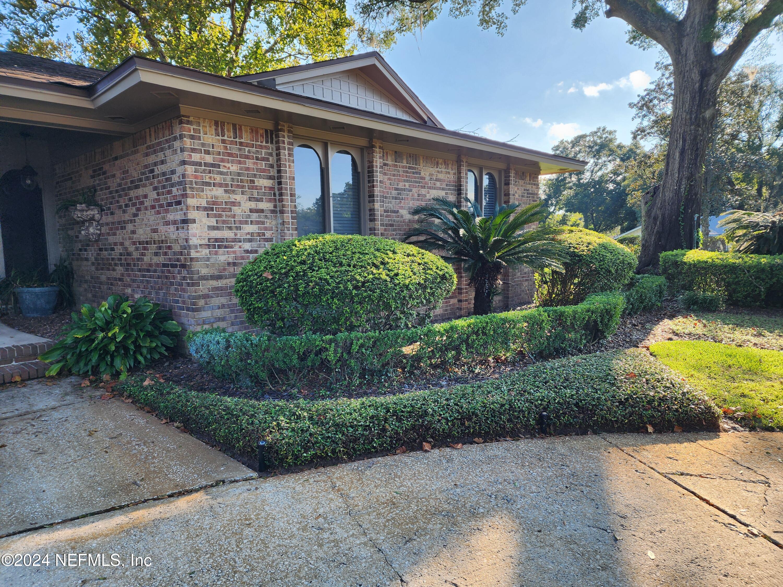 3401 Debussy Road Jacksonville, FL 32277 - Photo 3 of 96 Front Right