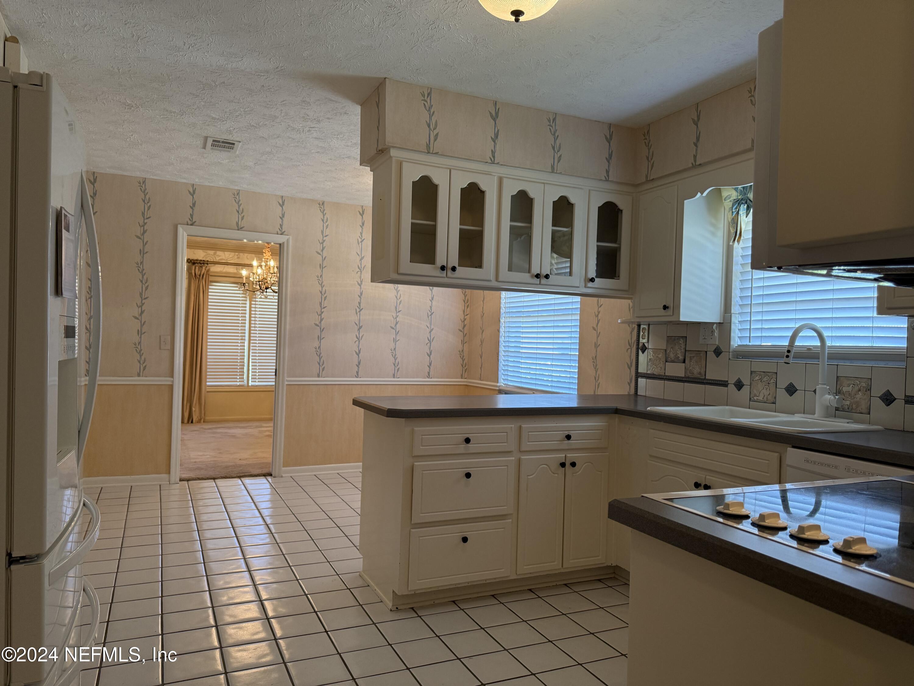 3401 Debussy Road Jacksonville, FL 32277 - Photo 37 of 96 Kitchen