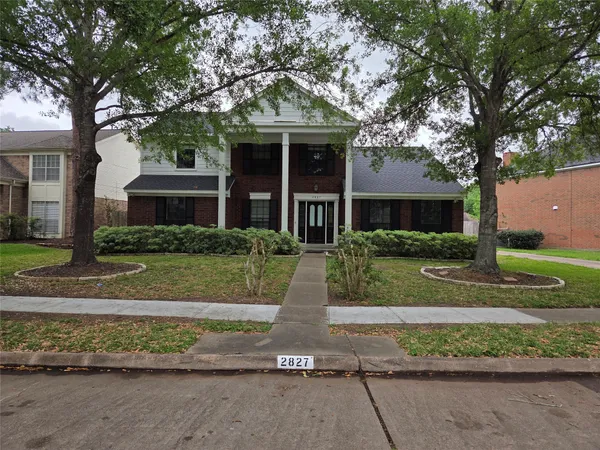 $2,300 | 2827 Lake Colony Drive, Missouri City, TX 77459