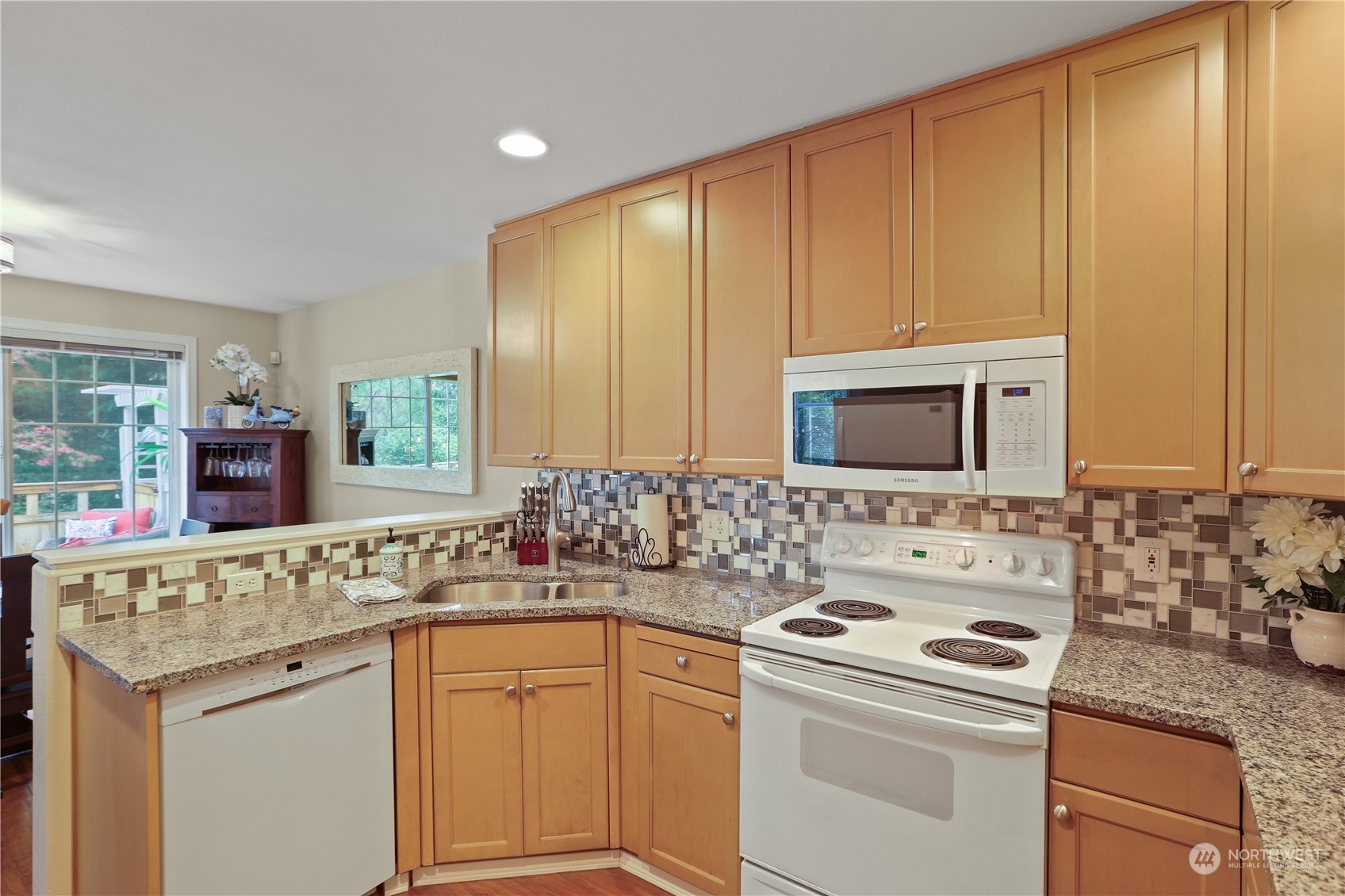 503 Elma Place Northeast Renton, WA 98059 - Photo 14 of 30 Gallery Image 14