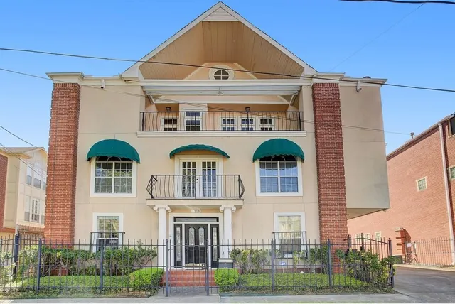$2,400 | 1516 Park Street, Unit B, Houston, TX 77019