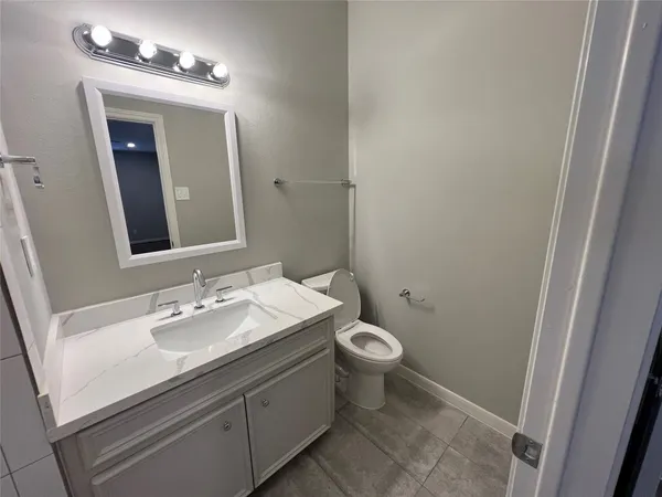 $2,200 | 1516 Park Street, Unit B, Houston, TX 77019