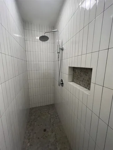 $2,400 | 1516 Park Street, Unit B, Houston, TX 77019