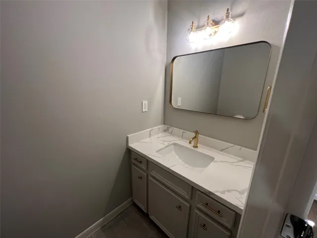 $2,400 | 1516 Park Street, Unit B, Houston, TX 77019