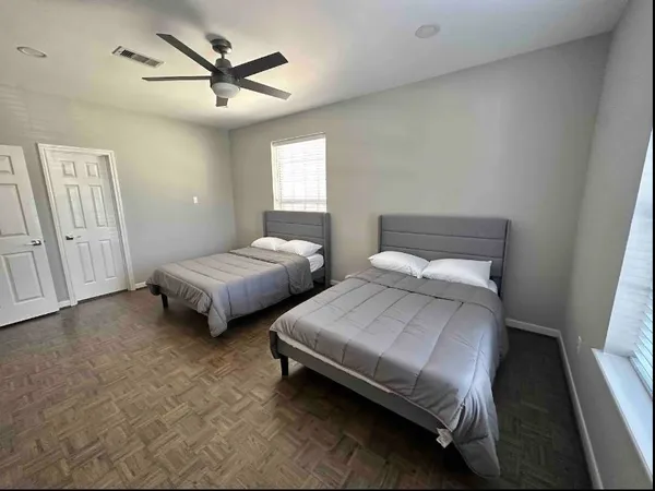 $2,200 | 1516 Park Street, Unit B, Houston, TX 77019