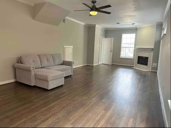 $2,200 | 1516 Park Street, Unit B, Houston, TX 77019