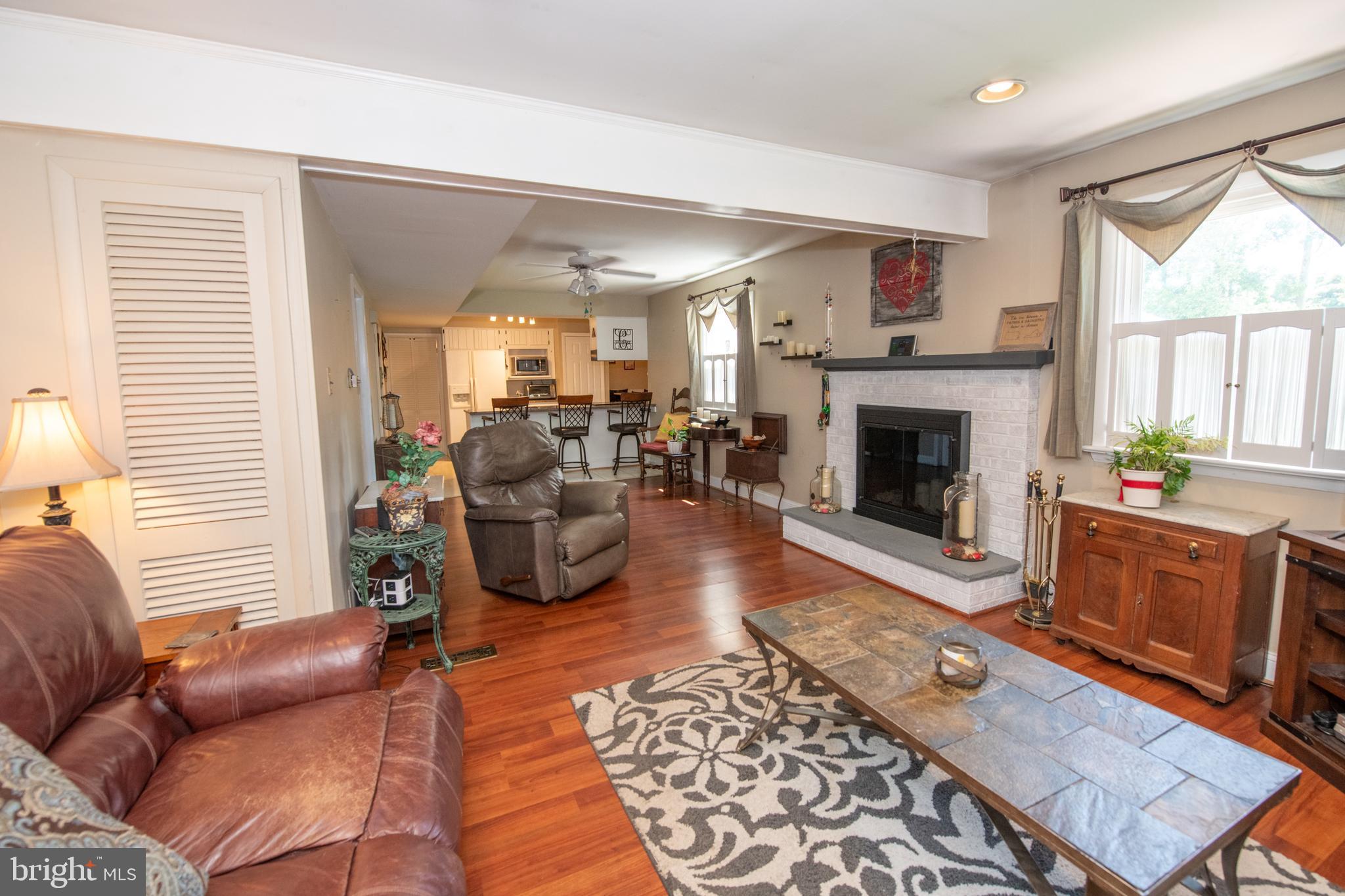 911 Thornton Road Horsham, PA 19044 - Photo 13 of 30