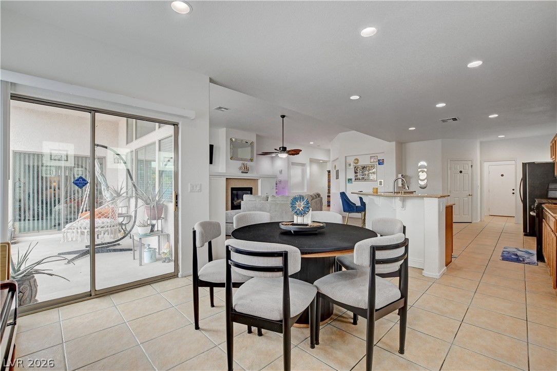 1020 East Rome Boulevard North Las Vegas, NV 89086 - Photo 11 of 29 Dining/Nook