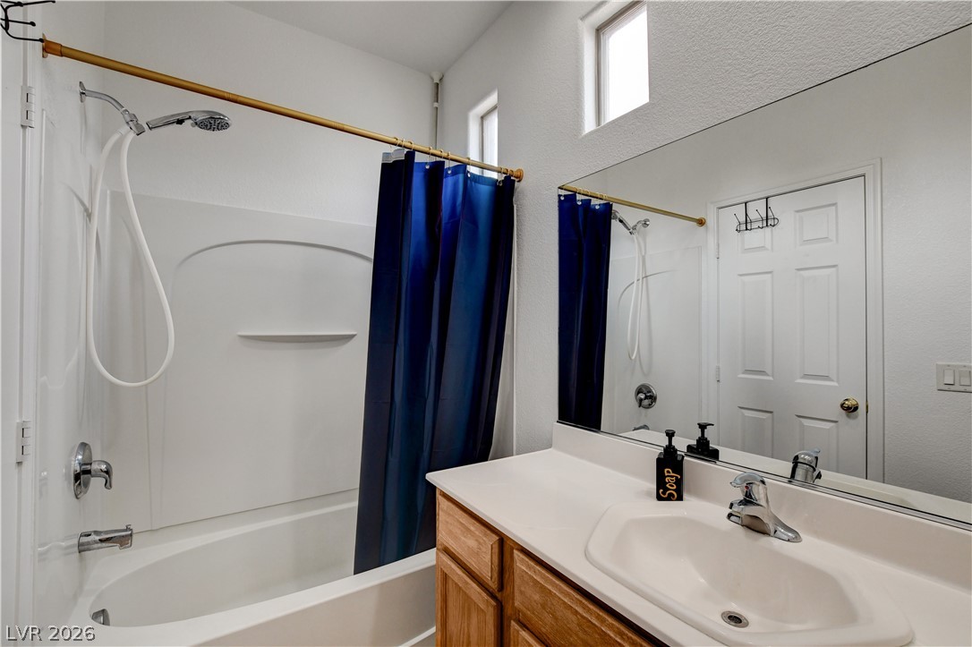 1020 East Rome Boulevard North Las Vegas, NV 89086 - Photo 22 of 29 2nd Bathroom