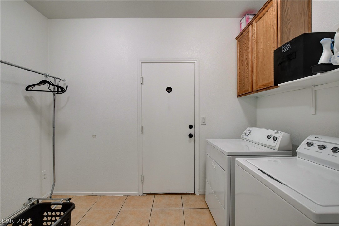 1020 East Rome Boulevard North Las Vegas, NV 89086 - Photo 23 of 29 Large Laundry Room w/Cabinets