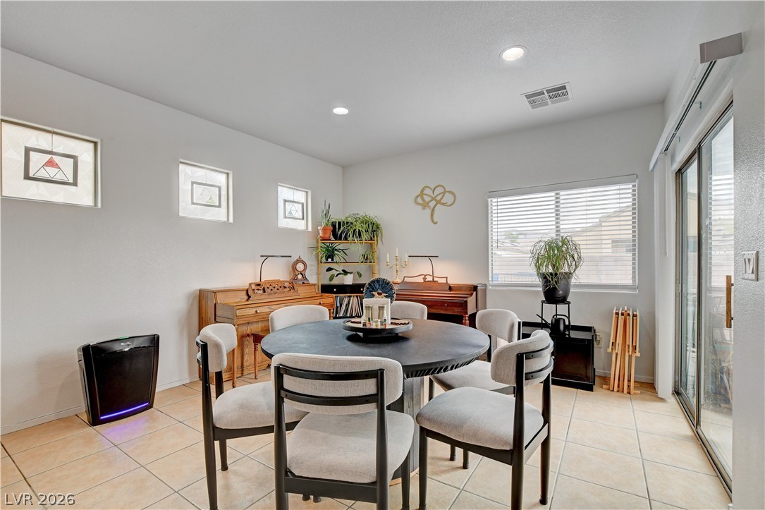 1020 East Rome Boulevard North Las Vegas, NV 89086 - Photo 10 of 29 Dining/Nook
