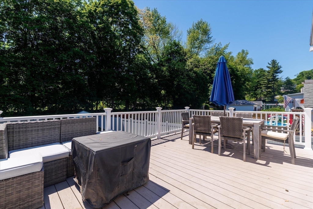 18 Healy Road Worcester, MA 01603 - Photo 15 of 20