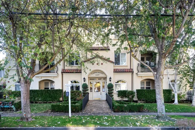 $1,198,888 | 1237 Capuchino Avenue, Unit 7, Burlingame, CA 94010