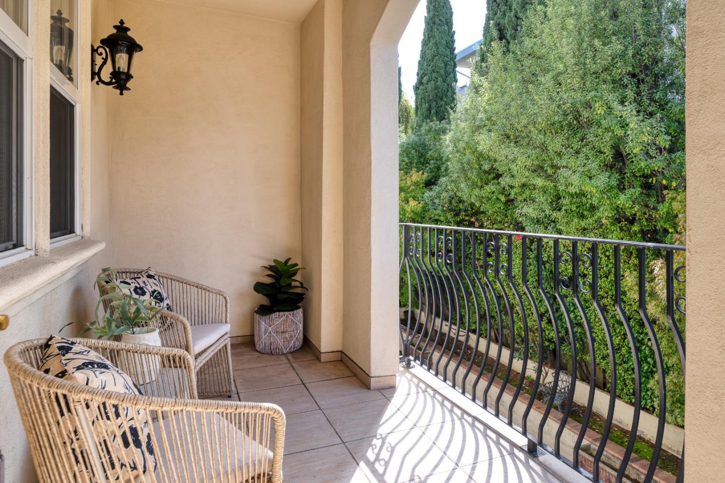 1237 Capuchino Avenue, Unit 7 Burlingame, CA 94010 - Photo 15 of 40 a view of a balcony with chair