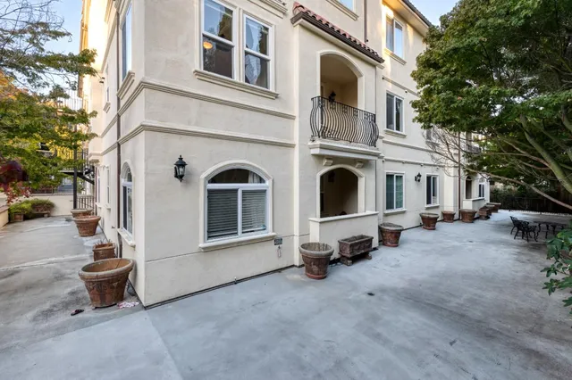 $1,198,888 | 1237 Capuchino Avenue, Unit 7, Burlingame, CA 94010